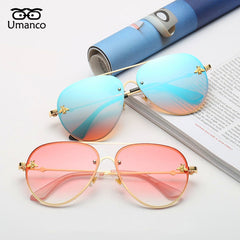 Umanco Retro Gold Frame Bee Sunglasses Women Men Vintage Fashion